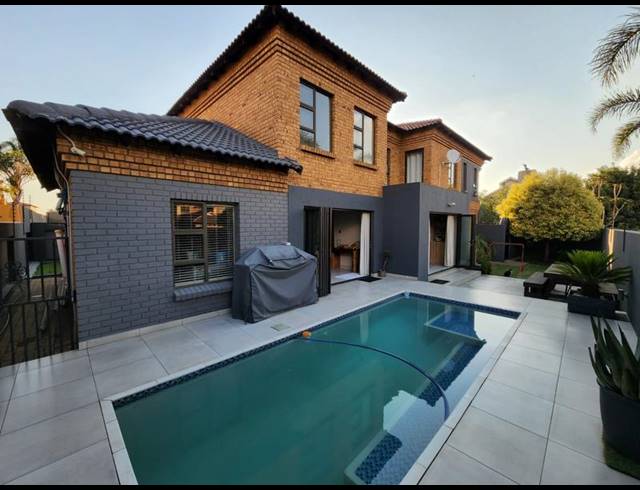 4 BEDROOM PROPERTY TO RENT IN SONNEVELD